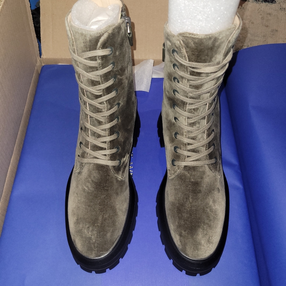 Stuart weitzman Boots